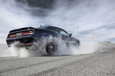 Llegan los Dodge Challenger SRT y SRT Hellcat 2015 2