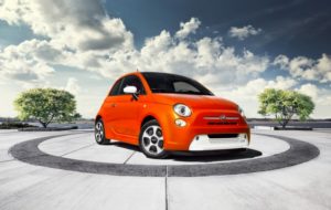Fiat no quiere que te compres el 500e