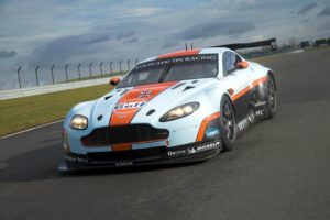Aston Martin quiere vehículos capaces de competir con energía solar