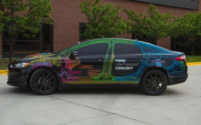 Ford Lightweight Concept: Un Mondeo con el peso de un Fiesta 2