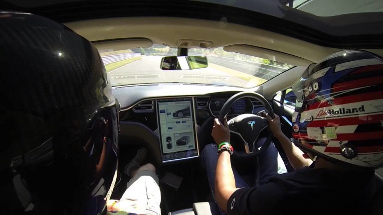 Así rueda el Tesla Model S en el ‘Ring, ¿decepción? En absoluto