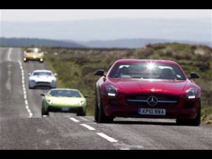 Mercedes SLS AMG Gullwing, contra todos
