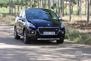 Prueba: Peugeot 3008 HYbrid4 (diseño, habitáculo, mecánica)