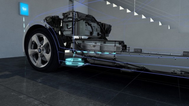 BMW y Mercedes trabajarán juntas en la carga inalámbrica de sus vehículos eléctricos 1