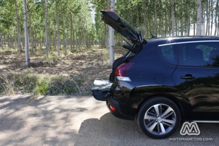 Prueba: Peugeot 3008 HYbrid4 (equipamiento, comportamiento, conclusión) 10