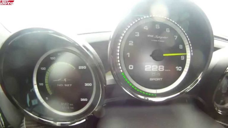 Vídeo: Así acelera un Porsche 918 Spyder de 0 a 333 Km/h
