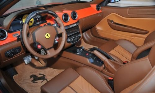 Ponen a la venta un exclusivo y raro Ferrari 599 SA Aperta 3