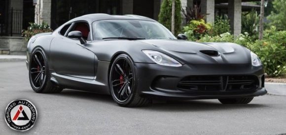 Inspired Autosport lanza el SRT Viper Frozen Black, una bestia de 700 caballos 1