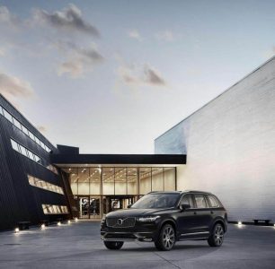 Volvo-XC90-2015-13
