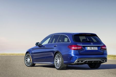 Mercedes-C63-AMG-24
