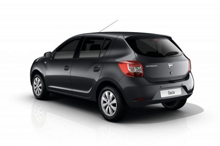 dacia-presentara-ediciones-especiales-de-los-sandero-y-duster-en-paris-201418255_7