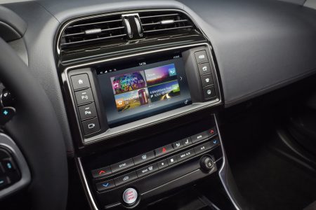 Jaguar-XE-21