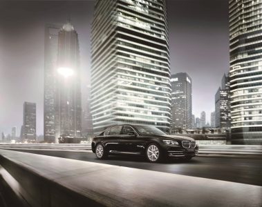 BMW-7-Hybrid-Individual-5