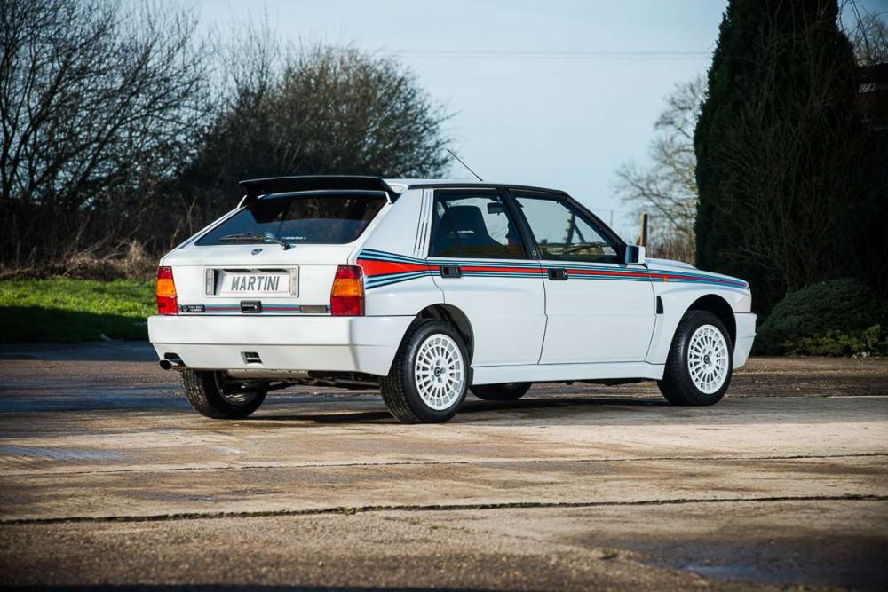 Un Lancia Delta Integrale Martini con 50 km: ¡a subasta! 1