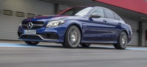 Vídeo: Chris Harris nos muestra de qué es capaz el nuevo Mercedes C63 AMG