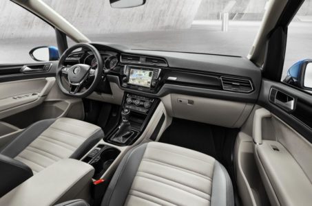 Volkswagen Touran 2016: La nueva generación crece en tamaño 1