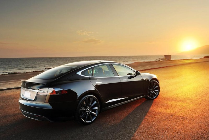 Tesla anuncia mejoras en las cifras de aceleración del Model S P 85D 2