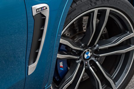 2015-BMW-X6M-111