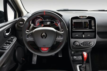 Renault Clio RS 220 Trophy: Más rápido y deportivo 8