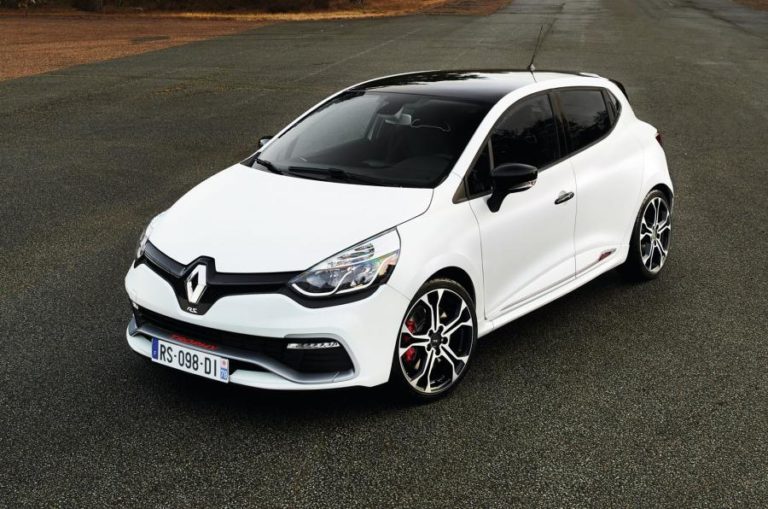 Renault Clio RS 220 Trophy: Más rápido y deportivo