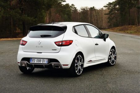 Renault Clio RS 220 Trophy: Más rápido y deportivo 10