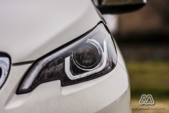 Prueba: Peugeot 108 Allure TOP! PureTech 82 CV (diseño, habitáculo, mecánica) 9