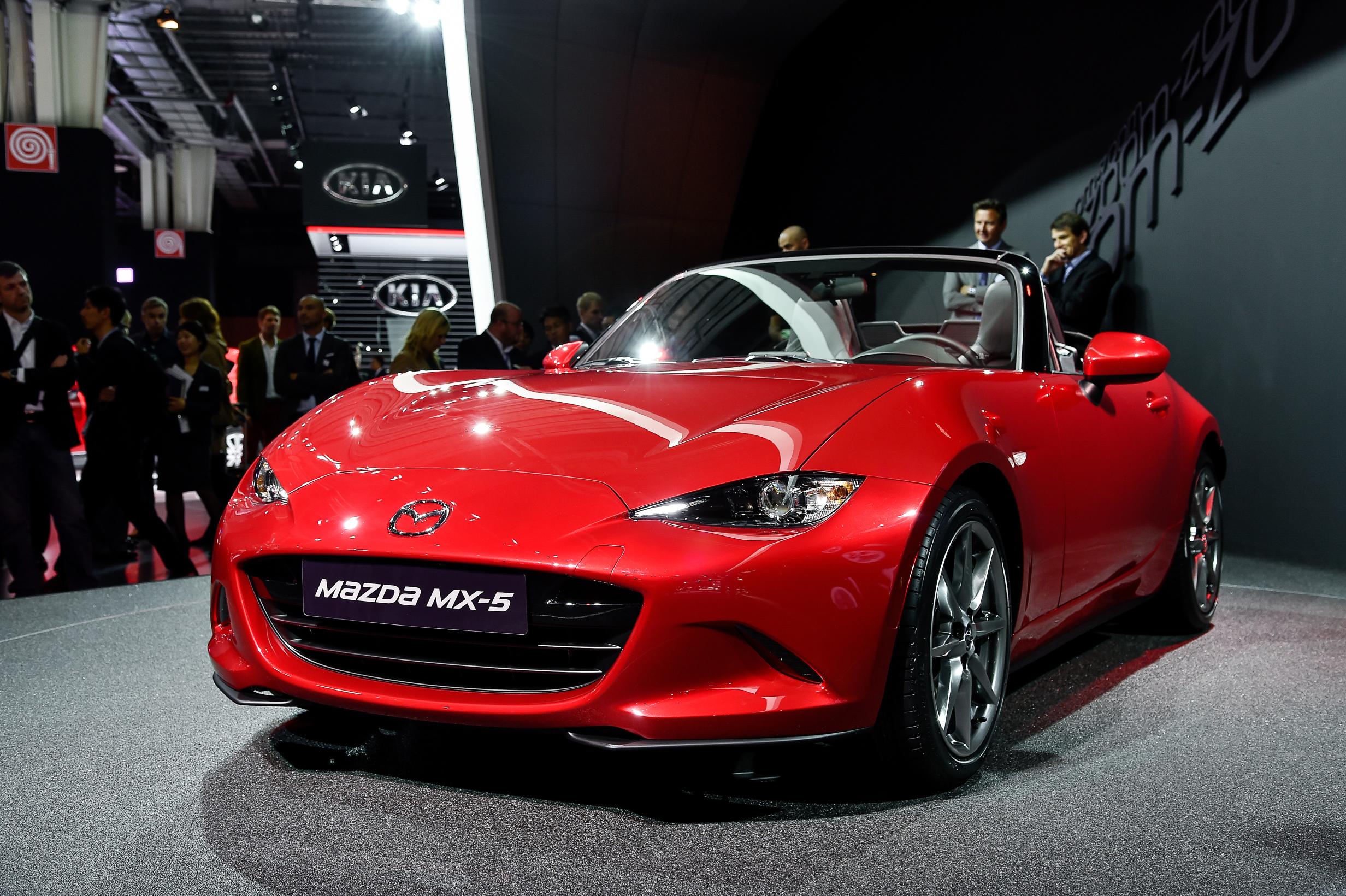 Oficial: el Fiat 124 Spider llegará al mercado, estará basado en el Mazda MX-5 2