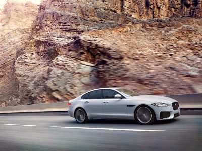 jaguar-xf-2015-201520610_7.jpg