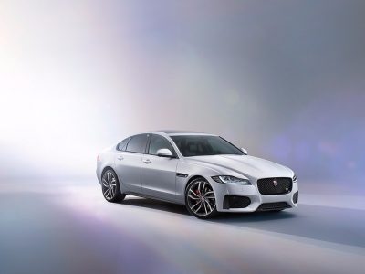 jaguar-xf-2015-201520610_3.jpg