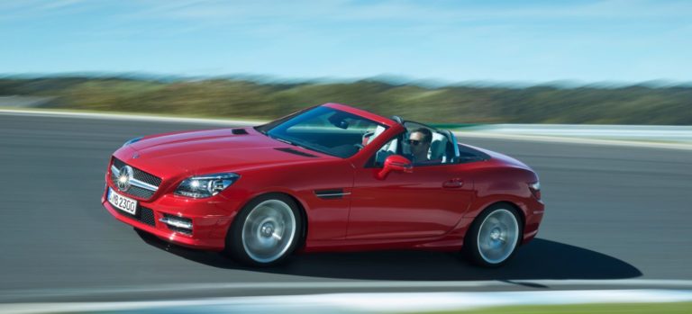 Mercedes SLK 2015: Cambios en los motores y nuevos elementos de seguridad