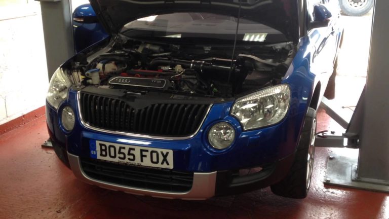 Un Skoda Yeti swapeado a un 2.5 litros turbo de 510 CV de origen Audi