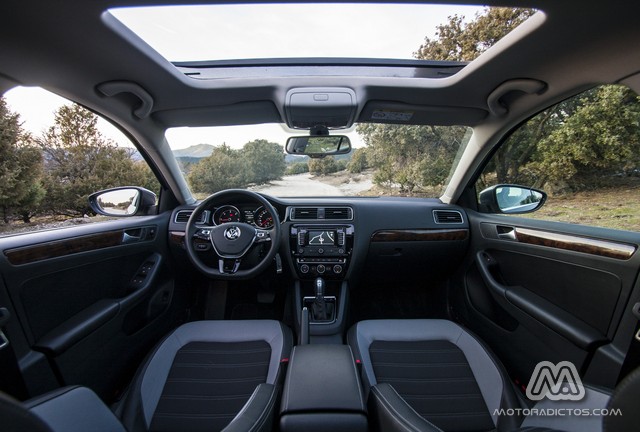 Prueba: Volkswagen Jetta TDI 150 CV DSG Sport (diseño, habitáculo, mecánica) 8