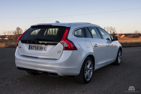 Prueba: Volvo V60 Plug-In Hybrid AWD (equipamiento, comportamiento, conclusión) 7