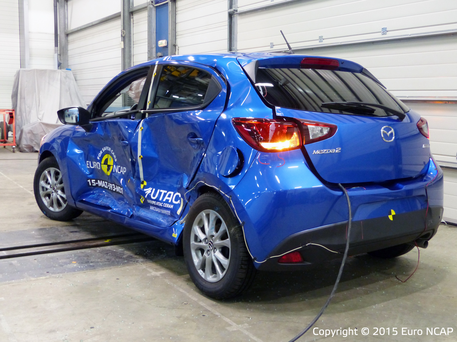 Euro NCAP: Los Renault Espace y Suzuki Vitara consiguen 5 estrellas, el Mazda2 y Fiat 500X se conforman con menos 2