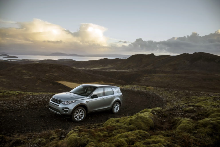 Motores Ingenium diésel de 150 y 180 CV ya disponibles para el Land Rover Discovery Sport