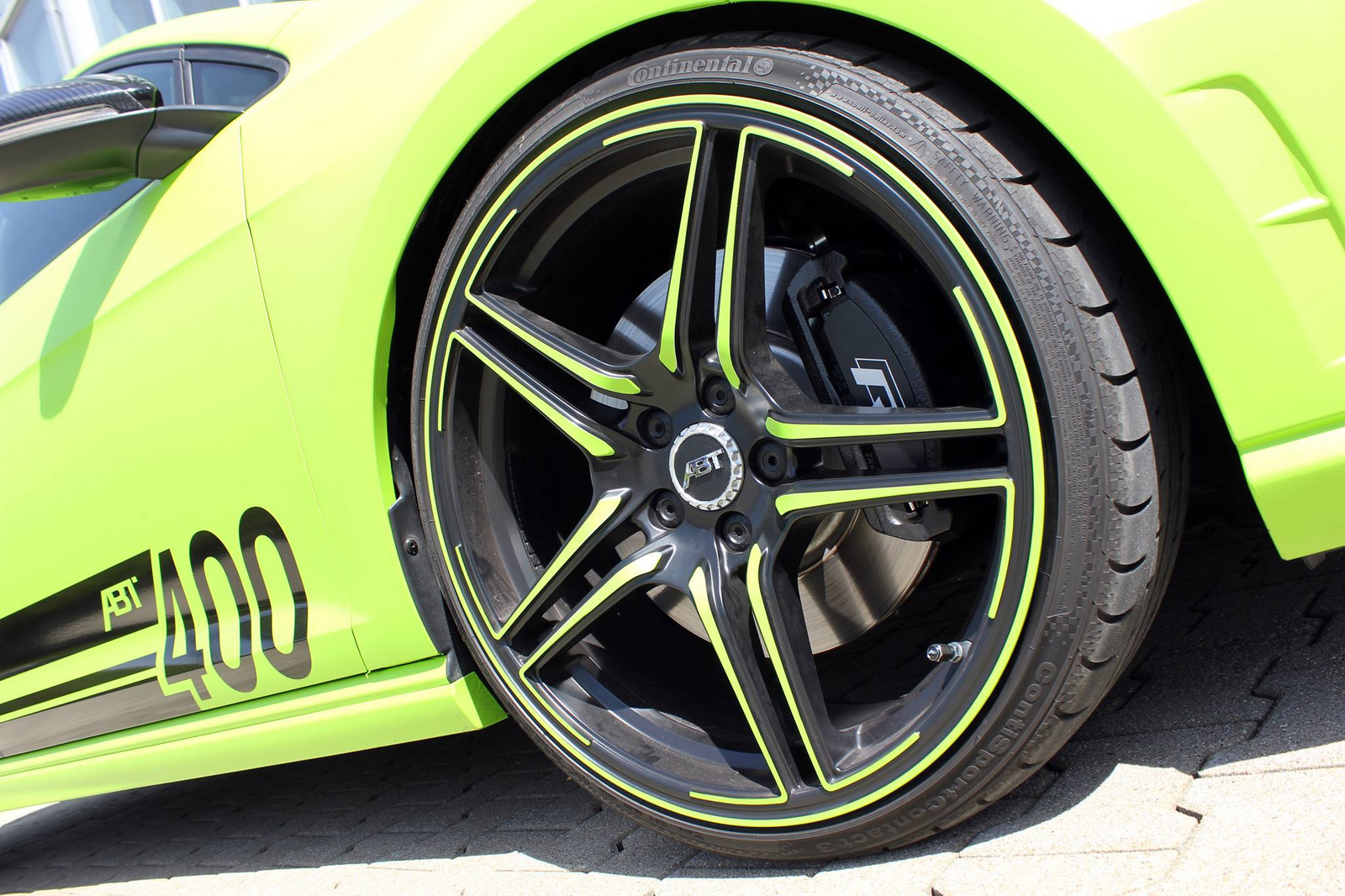 Volkswagen Golf R por ABT: La moda de los 400 CV sobre el Golf 4