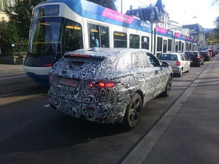 Fotos espía del Jaguar F-Pace