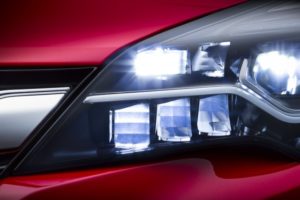 IntelliLux: La tecnología que estrenará el nuevo Opel Astra K