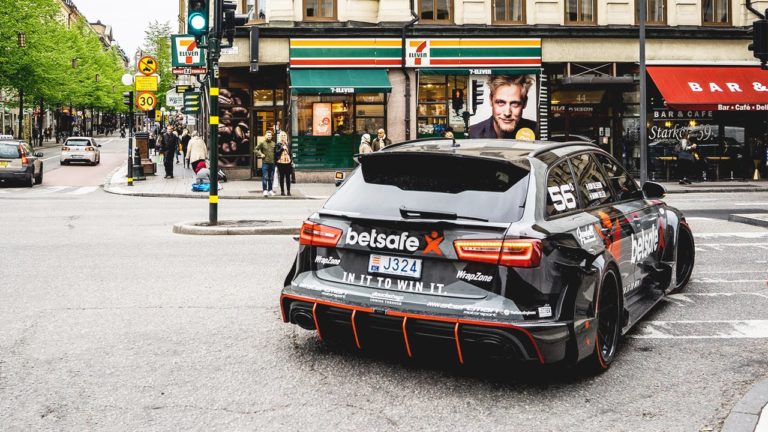 El Audi RS6 DTM de Jon Olsson: El mejor (o de los mejores taxis) que podrás encontrar en Uber