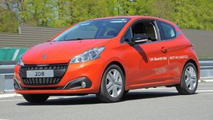 Peugeot 208 BlueHDI: Récord de consumo, 43 litros para 2.152 km