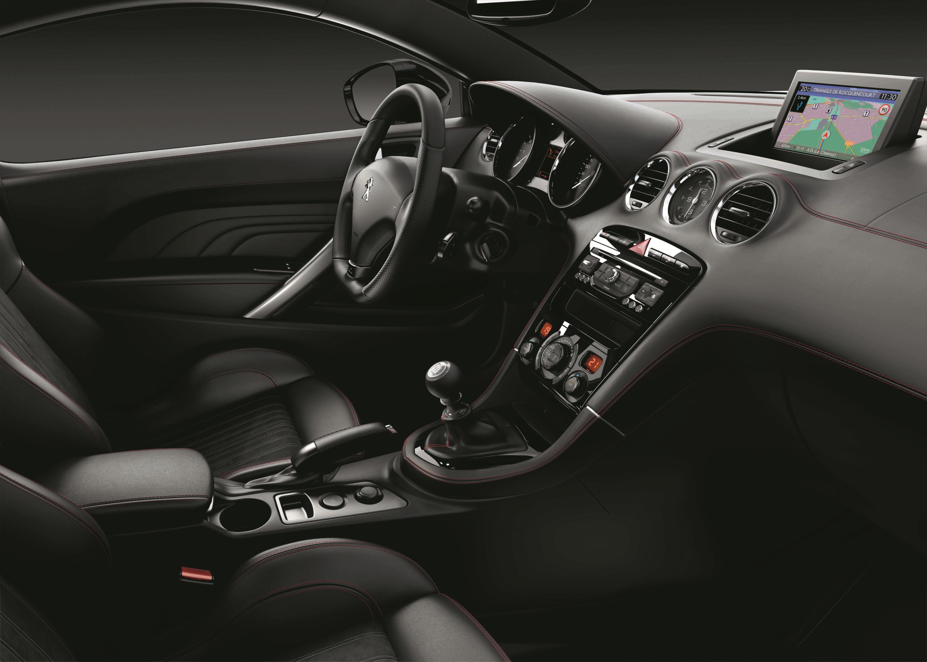 Peugeot RCZ GT Line: Disponible con el 1.6 THP de 200 CV por 33.900 euros 2