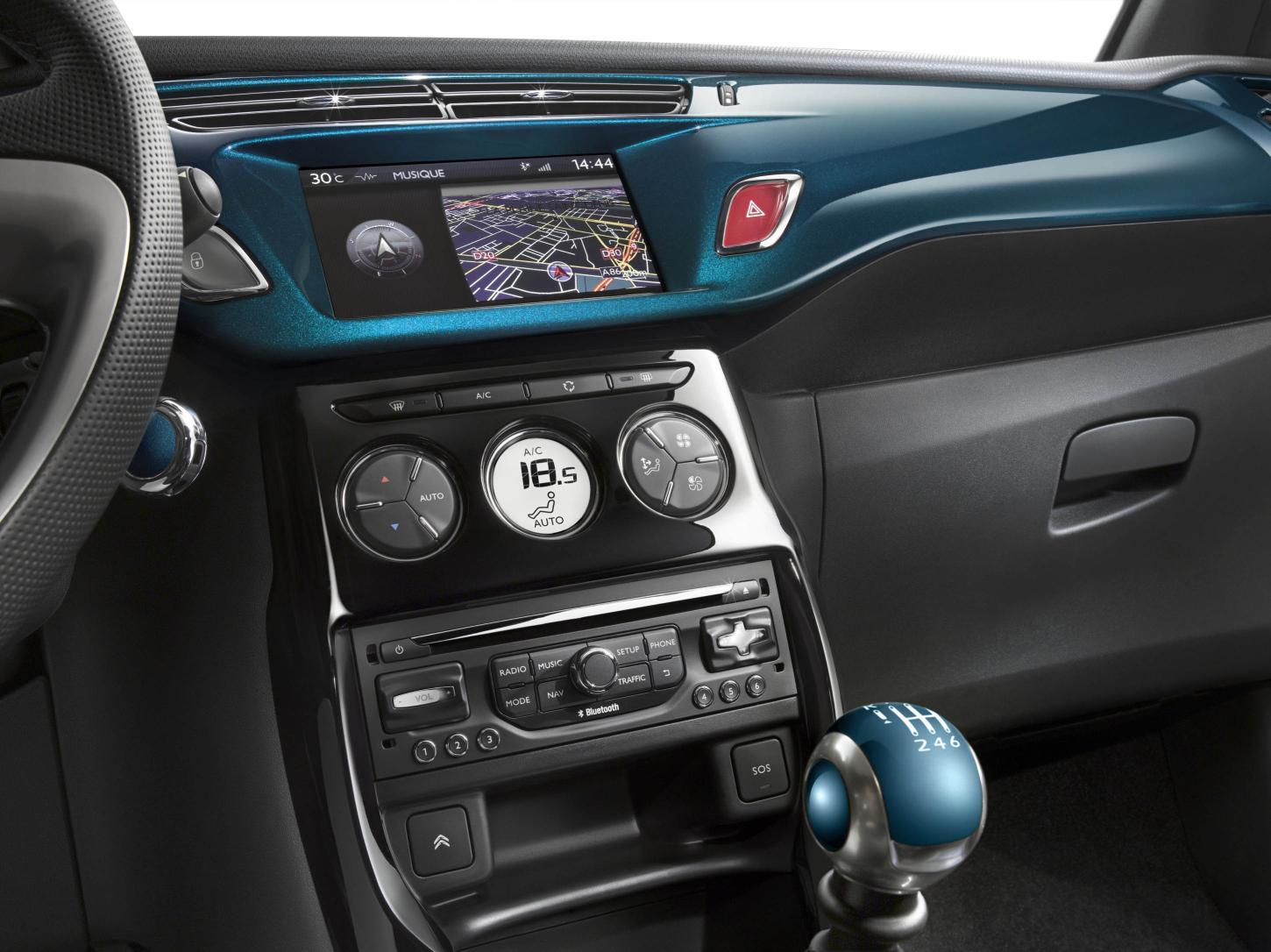 Llega el DS3 PureTech 110 con cambio automático EAT6 2