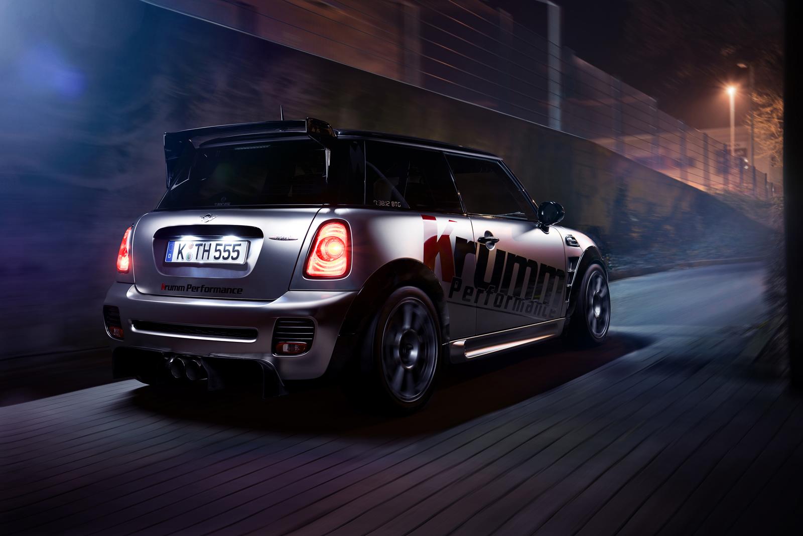 MINI John Cooper Works (JCW) por Krumm Performance: 300 CV y 400 Nm de par... con muchas chuches 1