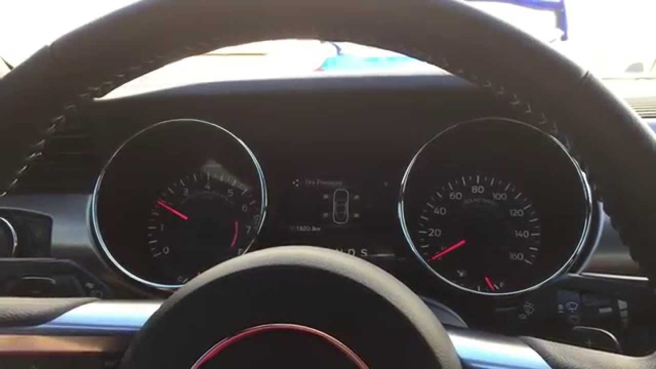 ¿Cómo suena el sintetizador de sonido en el habitáculo del Ford Mustang Ecoboost 2015?