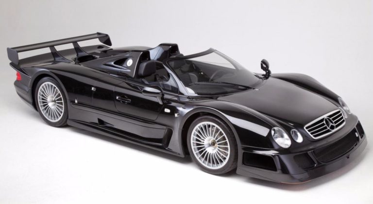 ¿Tienes dinero por castigo? Este Mercedes CLK GTR Roadster podría ser tuyo por 2,5 millones de euros