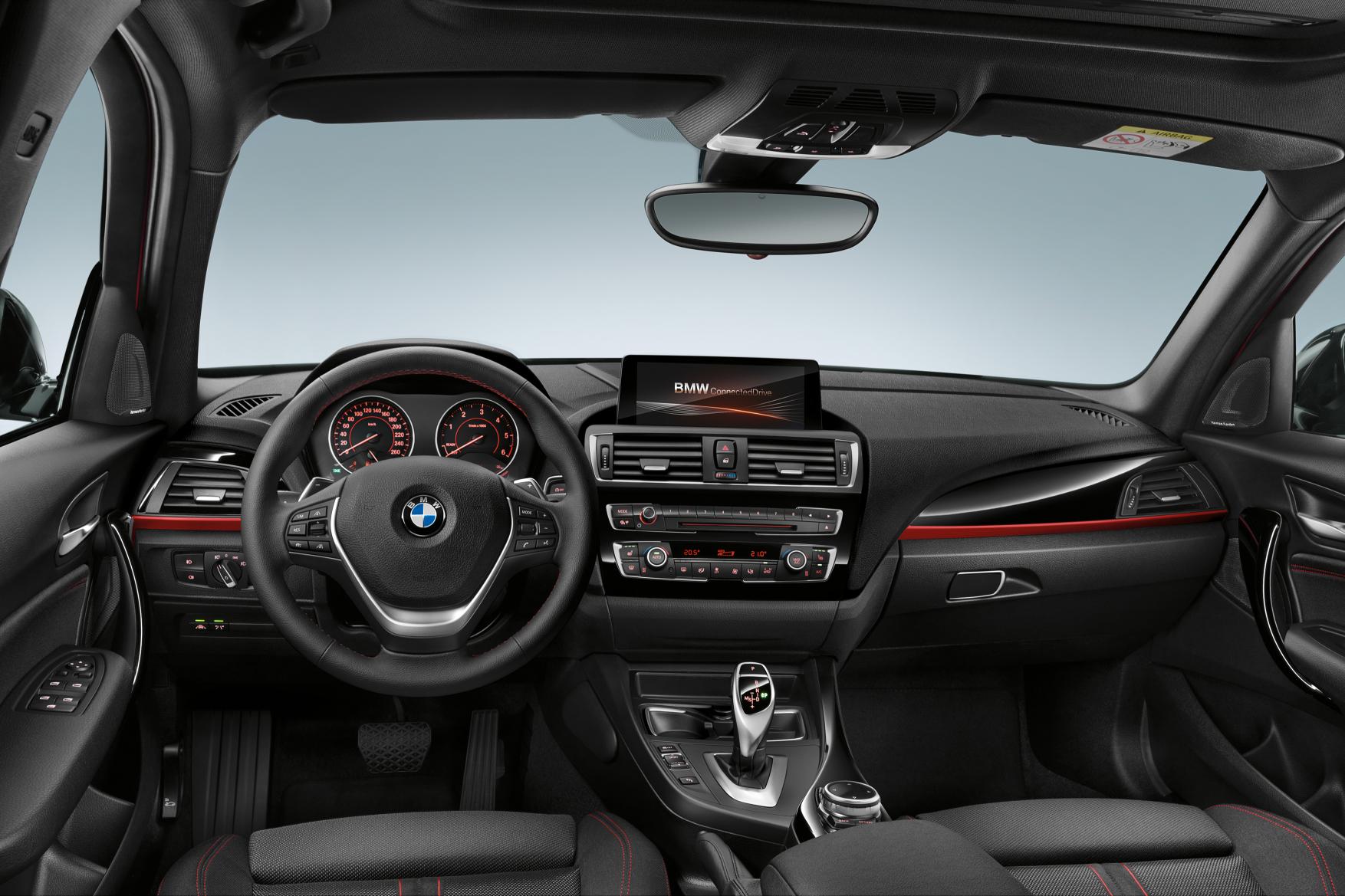 El lavado de cara del BMW Serie 1 ya tiene precios en España: Tienes un 116i desde 26.250 euros 2