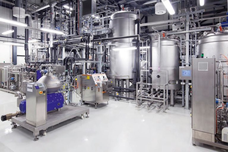 Audi e-benzin: Gasolina sintética de 100 octanos con luz solar, CO2 y agua