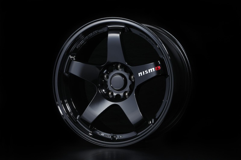 Escape NISMO de titanio para el GT-R y otras mejoras 2