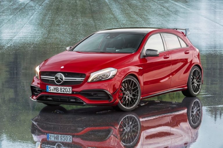 El nuevo Mercedes-AMG A 45 será híbrido, ¡y mucho más potente!