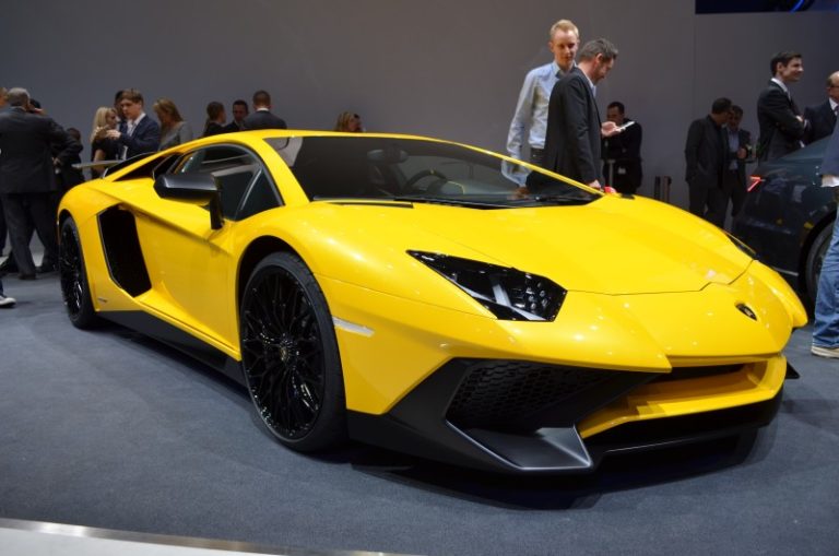 Lamborghini descarta un motor turbo, seguirán con los atmosféricos hasta la llegada del primer híbrido